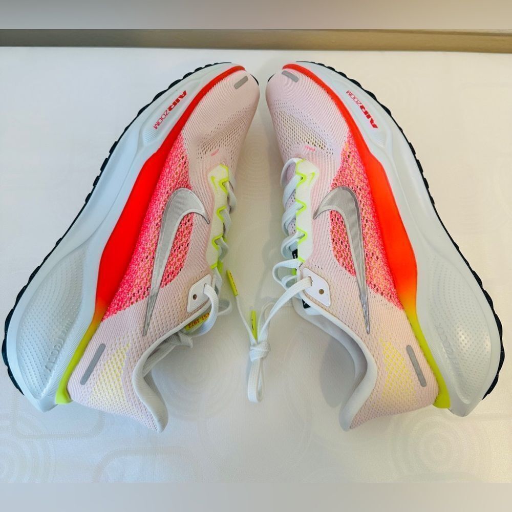 Nike Women's Pegasus 41 Running Sneakers from Finish Line size 7, new